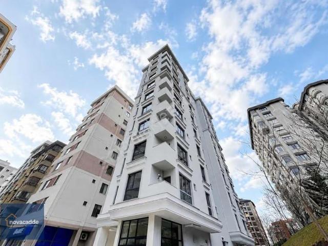 Novacadde'den Bostancı'da Balkonlu 2+1 Kiralık Sıfır Daire