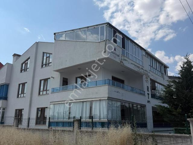 Novadanın Arkasında Dubleks Satılık Geniş 4+1 Daire