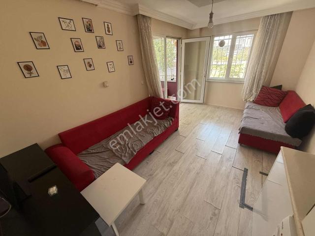 Nova'dan Öğretmen Evi Yakını Eşyalı 1+1 Kiralık Daire