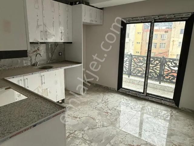 Nova'dan Cuma Pazarı Altında Sıfır 2+1 Arakat Satılık