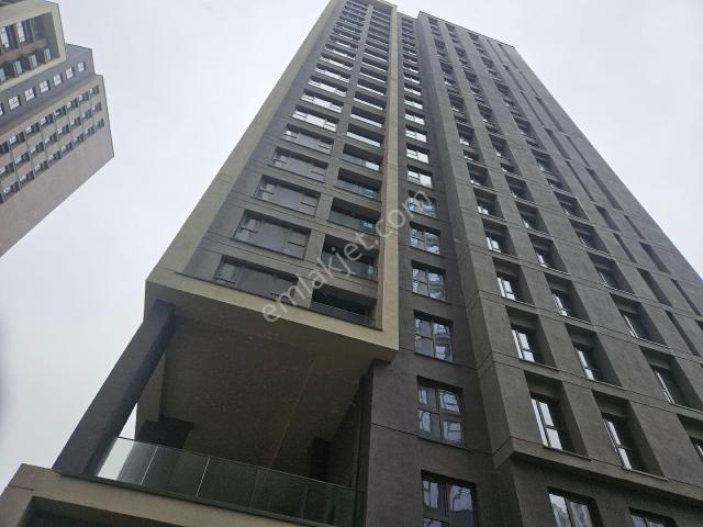 Nova'dan Fikirtepe Emlak Konut 14.etap Kiralık3+1 Park Cephe