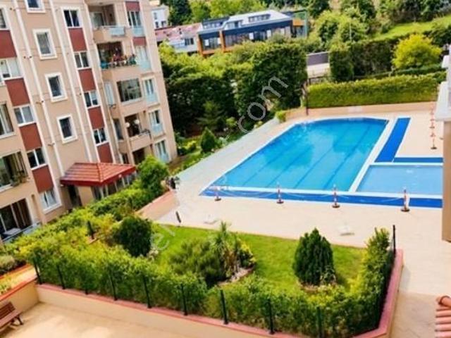 Nova'dan | Finans Merkezi'ne Komşu Sandra Evleri'nde Havuzlu 3+1