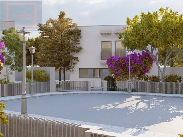 NOVAS MORADIAS ENERGETICAMENTE EFICIENTES COM PISCINA PRIVADA EM ÓBIDOS