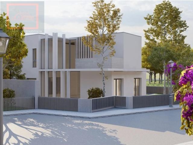 NOVAS MORADIAS ENERGETICAMENTE EFICIENTES COM PISCINA PRIVADA EM ÓBIDOS