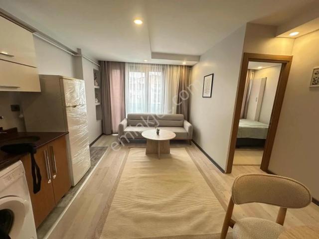 Novas'dan 2+1 Full Sıfır Eşyalı Yeni Bina Arakat Cadde Yakını