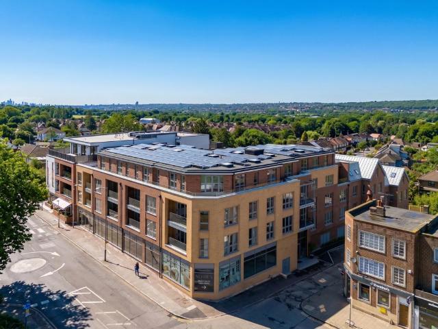 Novella Apartments, Essex IG7 1 bed apartment to rent £1,900 pcm £438 pw