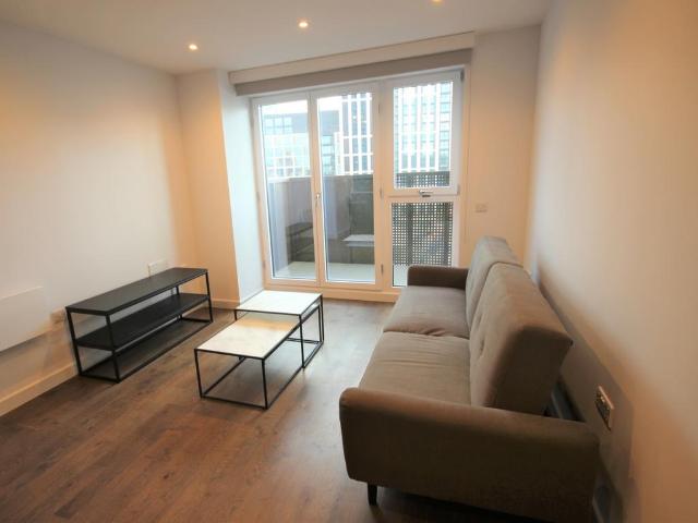 Novella Apartments, Salford M3 2 bed apartment to rent £1,680 pcm £388 pw