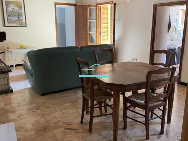 Novella, belle maison de village T5 vue exceptionnelle