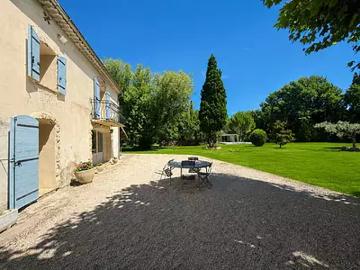 Noves 13550 Achat / Vente maison 6 pièces t6 piscine
