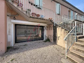 Noves: Appartement T3 neuf avec 2 chambres, résidence avec parking