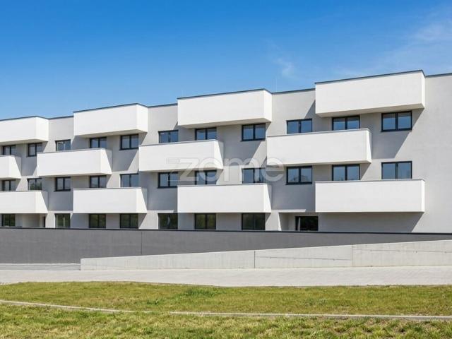 Novo apartamento de 2 quartos