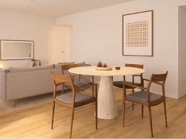 Novo apartamento T2 em Campanhã, Porto