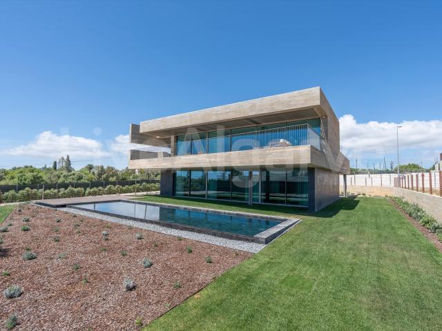 Novo Desenvolvimento | Villas de Luxo T4 Impressionantes em. 299m² Luz