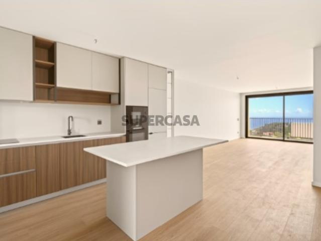 Novo empreendimento com piscina privada situado no Funchal
