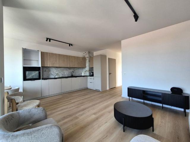 Nowy apartament 3 pokoje, centrum Wita Stwosza