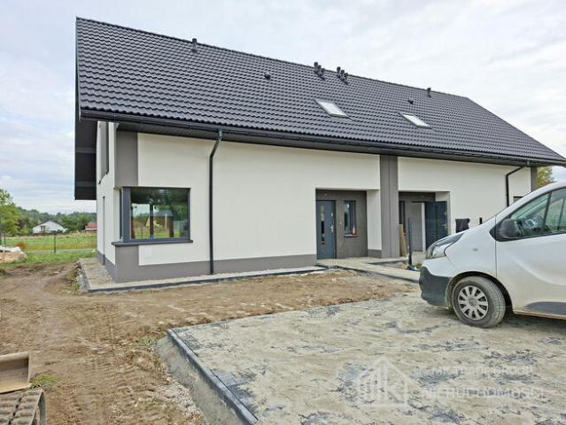 Nowy dom Kłaj Targowisko, kanalizacja, działka 4ar