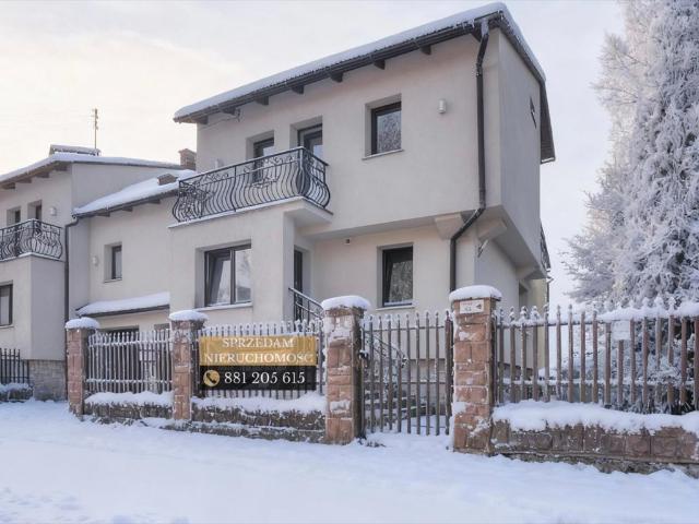 Nowy Sącz, dom z kominkiem, widok na góry, garaż