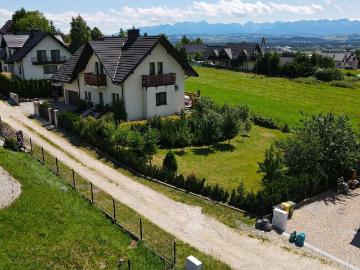 Nowy Targ, dom 274 m2 z ogrodem i nowoczesnym wyposażeniem