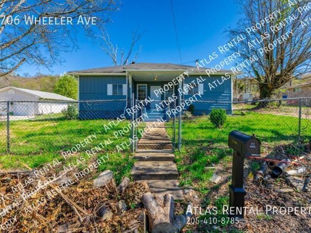 Now Accepting Section 8! 3BR/1BA Beauty Won't last long
