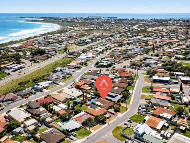 NOW SELLING 4x2 FAMILY HOME WITH POOL MOUNT TARCOOLA
