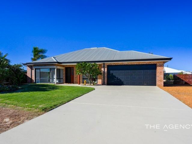 NOW SELLING MASSIVE FAMILY HOME 1023m2 + OCEAN VIEWS + SHED
