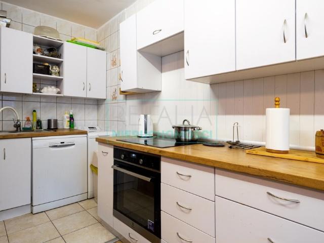 Sprzedam dom 81 m² z garażem i kominkiem w Nowej Wsi