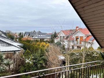Przestronny dom 205 m2 z ogrodem, garażem i tarasem