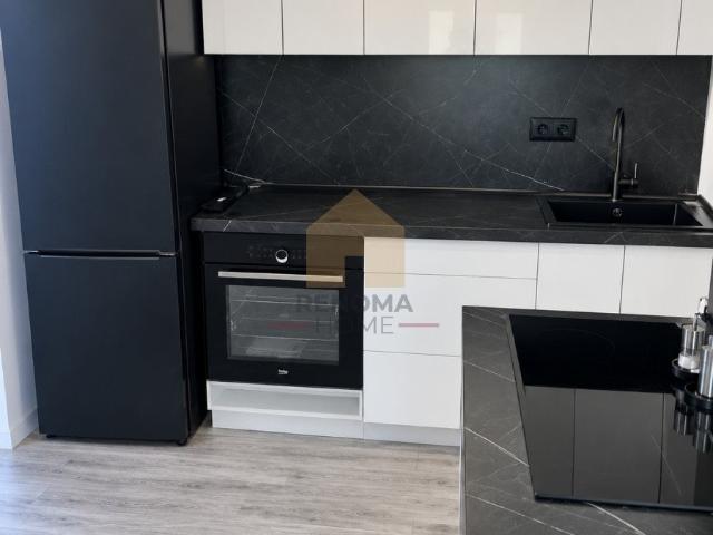 Nowe Miasto, 36 m² po remoncie, gazowe ogrzewanie