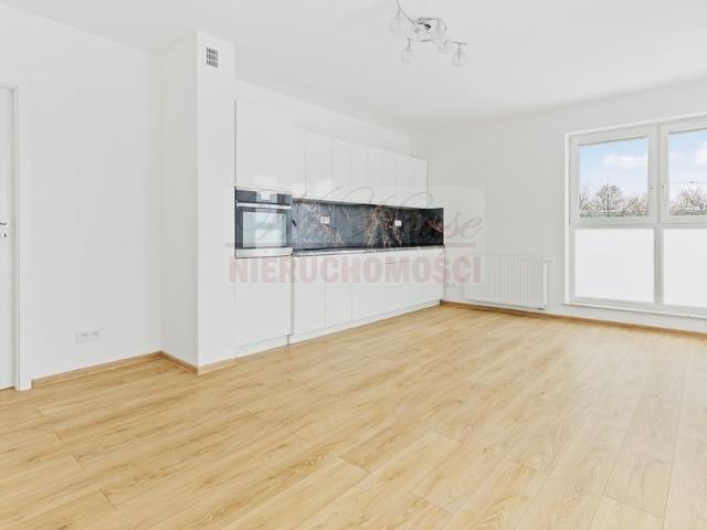 Nowe 4 pokoje z ogródkiem 155 m² w Duchnicach polecam