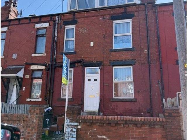 Nowell Grove, Leeds LS9, 3 bed terraced house to rent, £975 pcm | PrimeLocation