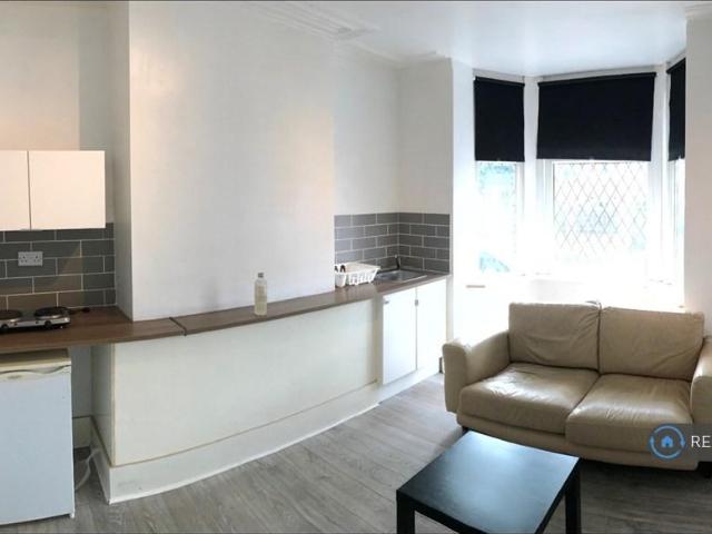 Nowell View, Leeds, LS9 1 bed flat to rent £550 pcm £127 pw