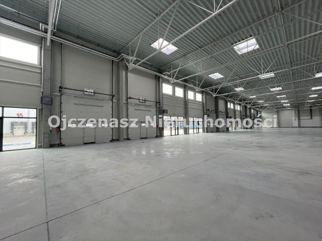 Nowoczesny magazyn z biurem 600 m² w Bydgoszczy