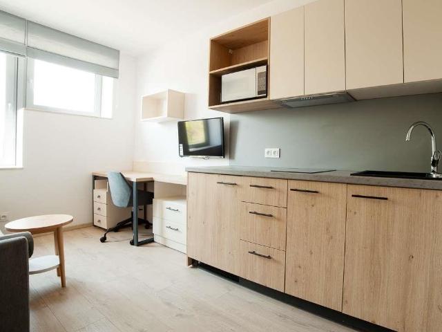 Nowoczesny mikroapartament 17 m² w centrum Wrocławia blisko Wroclavii