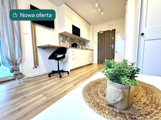 Nowoczesny 18 m² apartament z dużym tarasem w Gliwicach