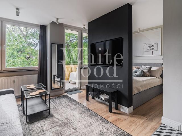 Nowoczesny apartament 27m² z balkonem, widok na zieleń