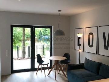 Nowoczesny apartament 2 pok. z ogródkiem, klimatyzacją i parkingiem