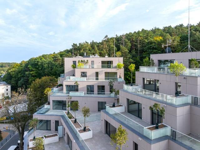 Sprzedam nowoczesny apartament 5 pokoi z tarasem w Sopocie
