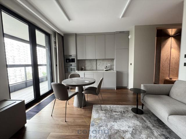 Nowoczesny apartament 67 m² w Śródmieściu Warszawy zapraszam