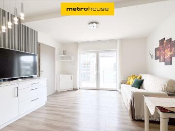 Nowoczesny apartament blisko morza z balkonem i parkingiem