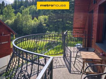 Nowoczesny apartament z widokiem na góry w Szklarskiej Porębie