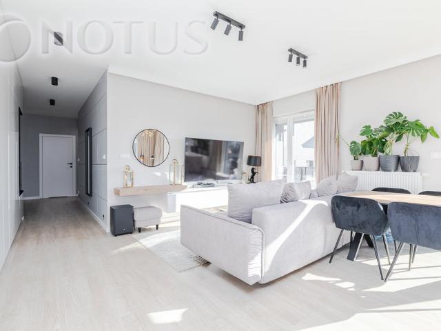 Nowoczesny apartament z jacuzzi i dużym tarasem