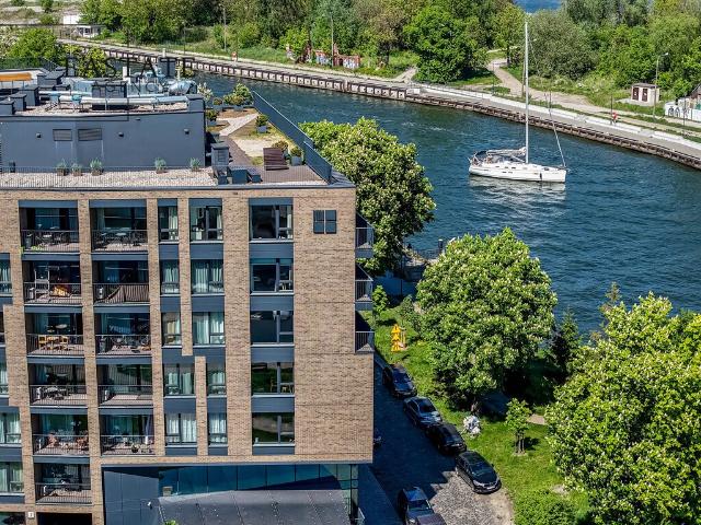 Nowoczesny apartament z panoramicznym widokiem na Motławę
