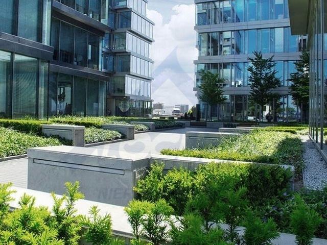 Nowoczesny biurowiec 760 m² w Włochach dostępny od zaraz