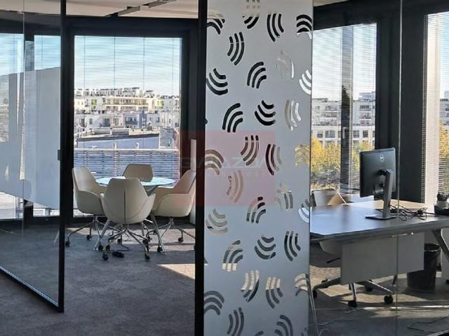 Nowoczesny biurowiec na Żoliborzu 798 m² zapraszam