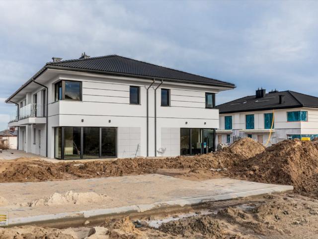 Nowoczesny bliźniak 119m² z własną działką i garażem