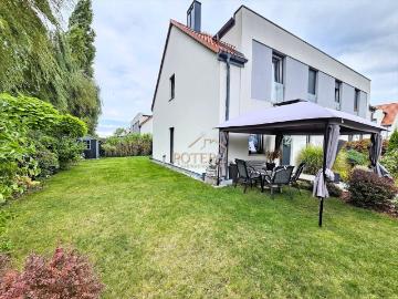 Nowoczesny bliźniak 130 m2 z ogrodem i tarasem