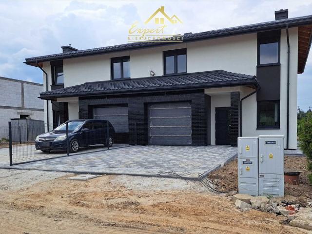 Nowoczesny bliźniak 132 m2 z garażem i dużym poddaszem