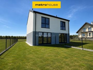 Nowoczesny bliźniak 77 m² z ogrodem 205 m² i energooszczędnymi rozwiązaniami