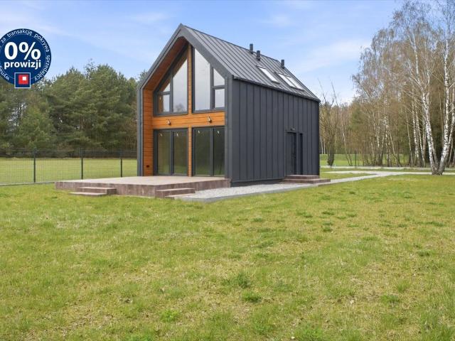 Nowoczesny dom 72 m2 z fotowoltaiką i dużą działką