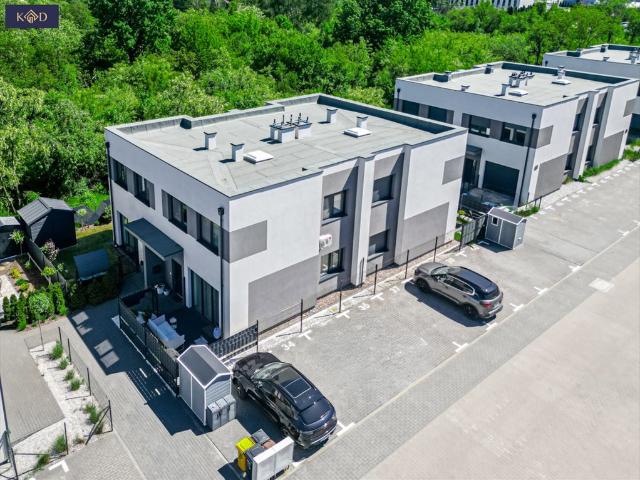 Nowoczesny dom 75,5 m2 z ogródkiem i 2 miejscami postojowymi